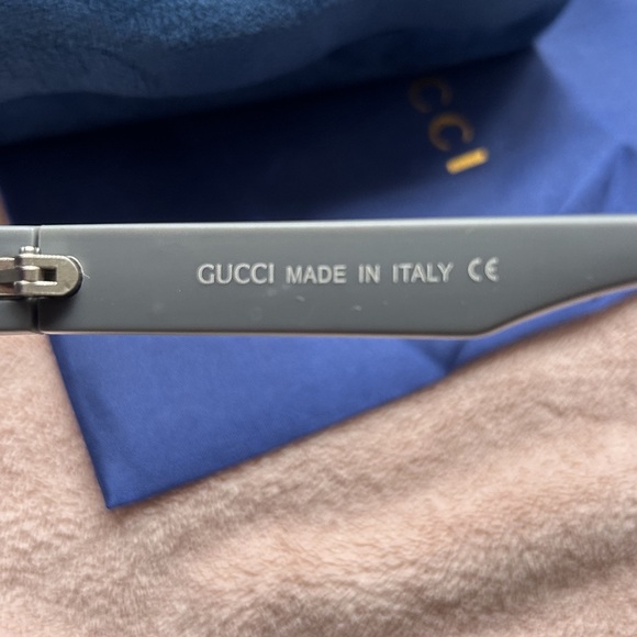 Gucci Grey Square Frame Sunglasses - Picture 5 of 8